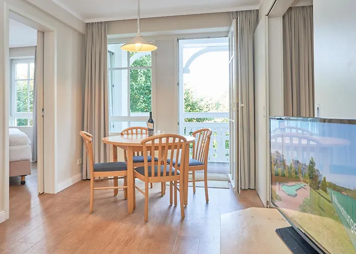 615, Seepark Apartment